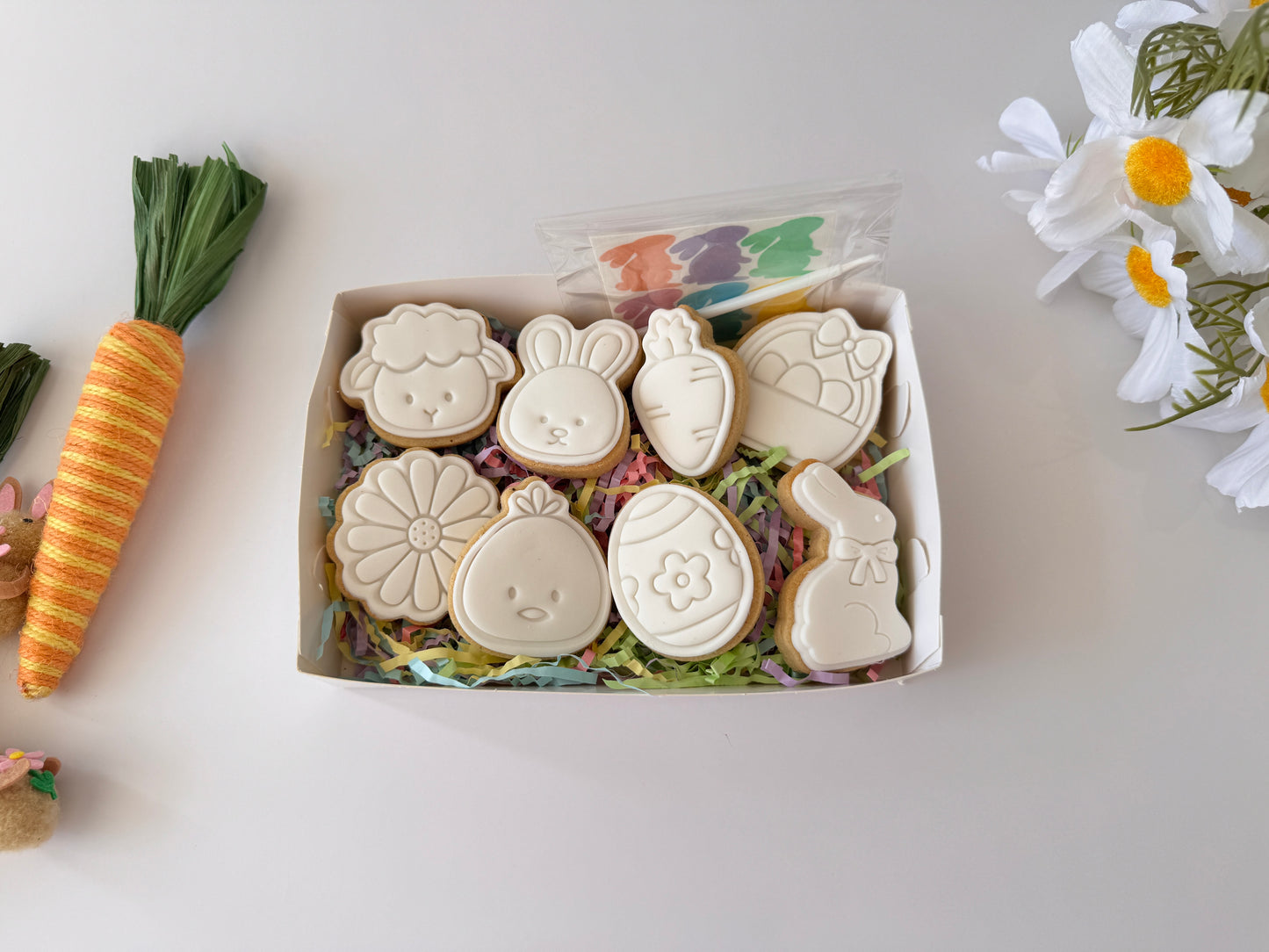Easter Minis Paint-Your-Own Gift Box