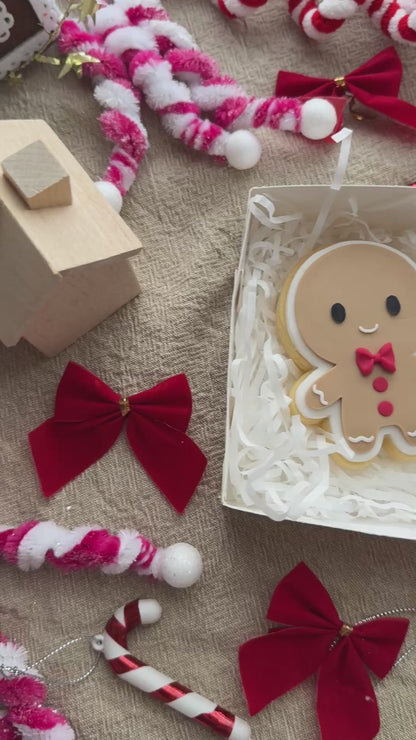 Gingerbread Couple